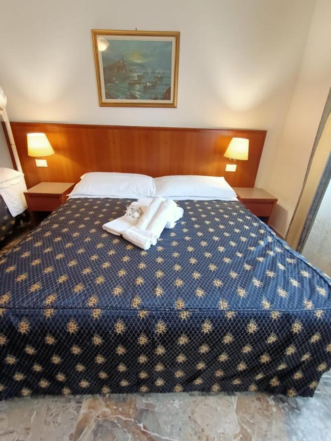 Domus Cesena Hotel Eksteriør billede