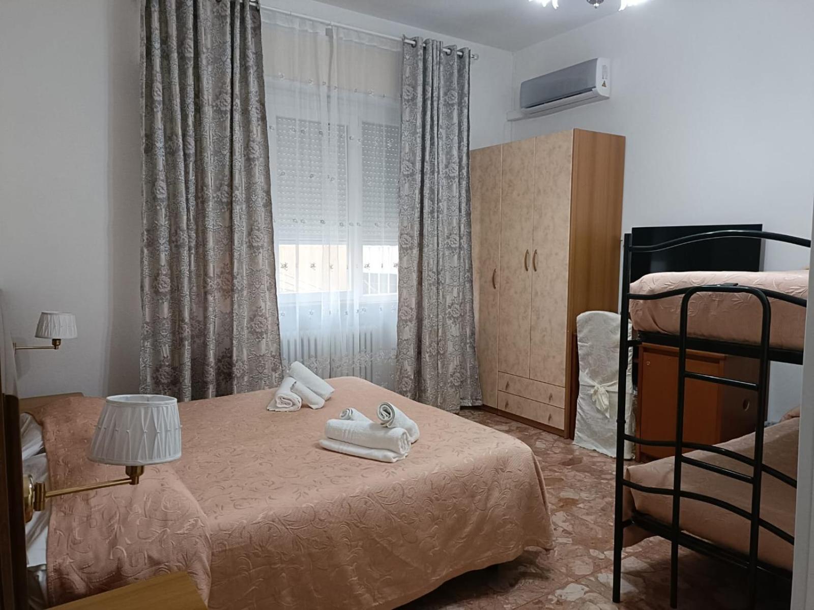 Domus Cesena Hotel Eksteriør billede